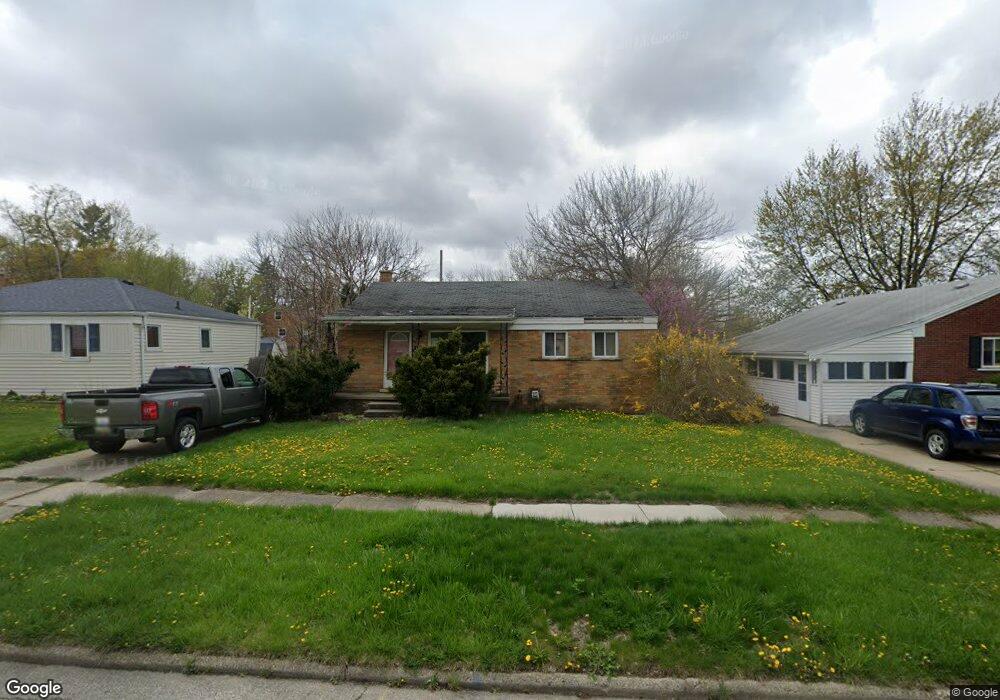 1217 Boynton Dr, Lansing, MI 48917 - photo 1