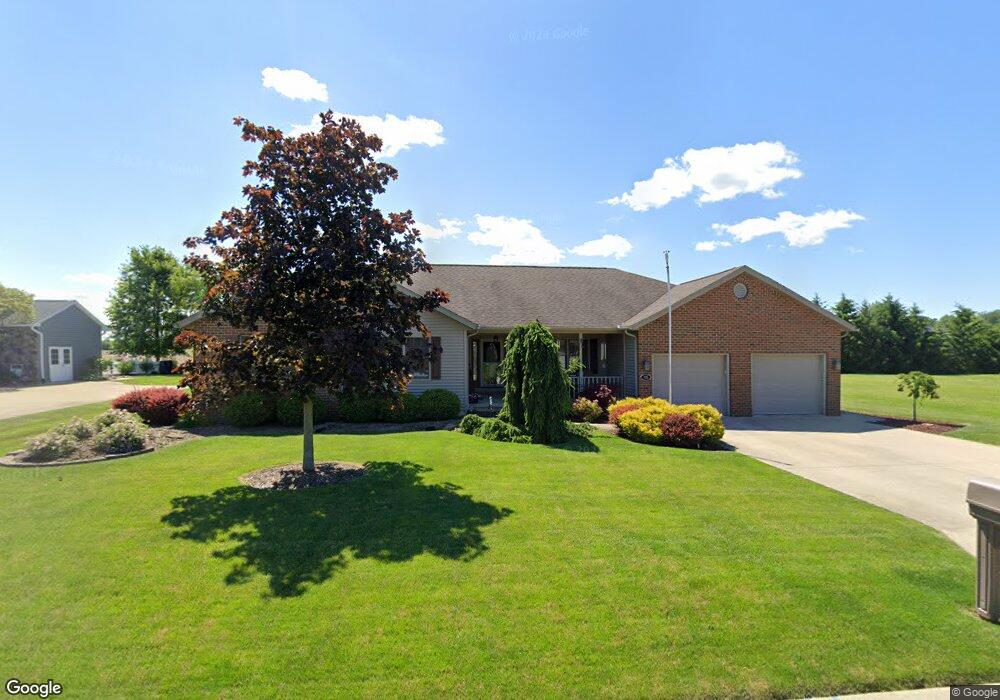 1115 Hillcrest Dr, Bucyrus, OH 44820 - photo 1