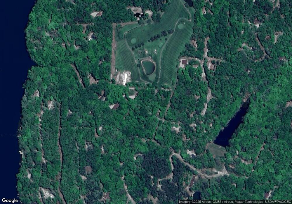 580 Navajo Ln, Sugar Grove, OH 43155 - photo 1