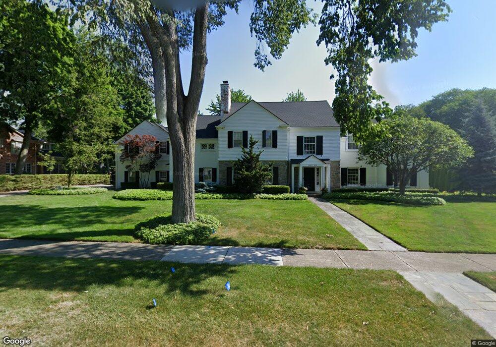 66 Stephens Rd, Grosse Pointe Farms, MI 48236 - photo 1