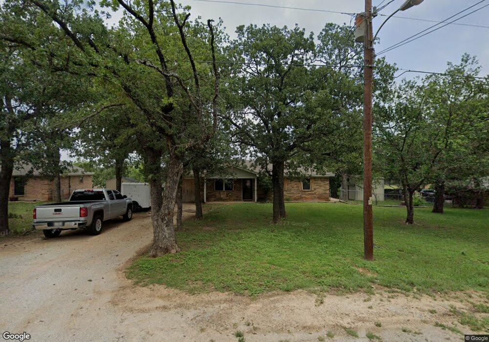 821 Cherry Ln, Springtown, TX 76082 - photo 1