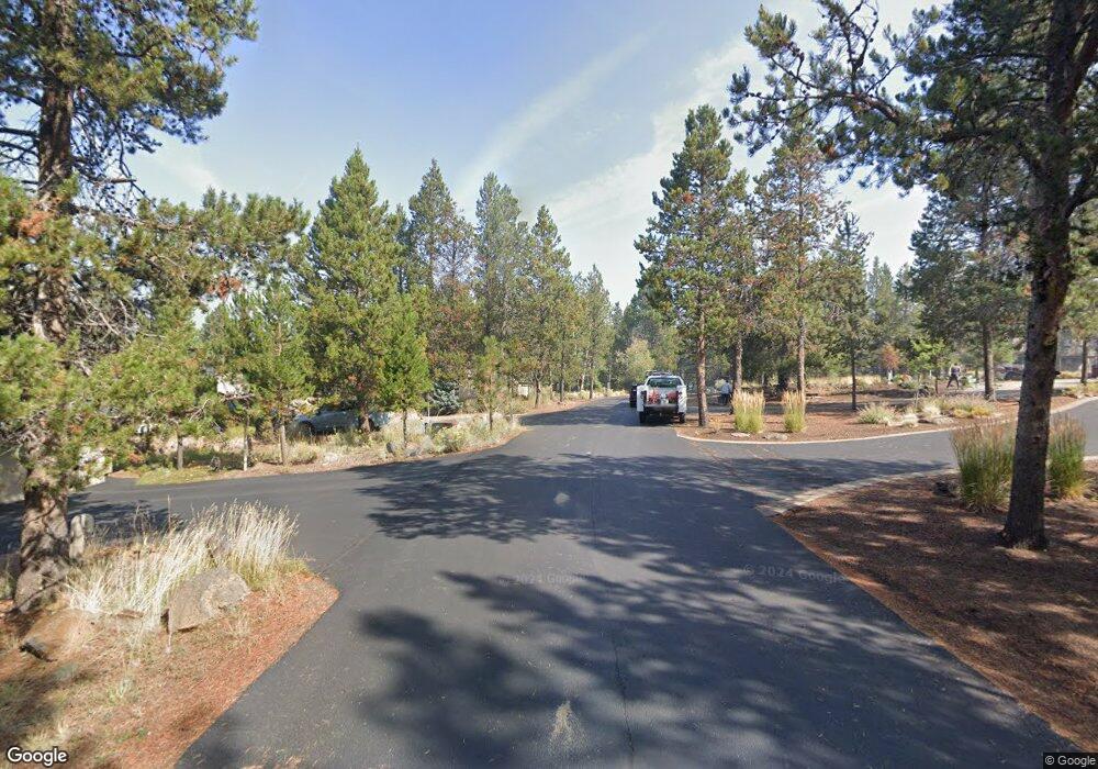 2 Yellow Pine Ln, Bend, OR 97707 - photo 1