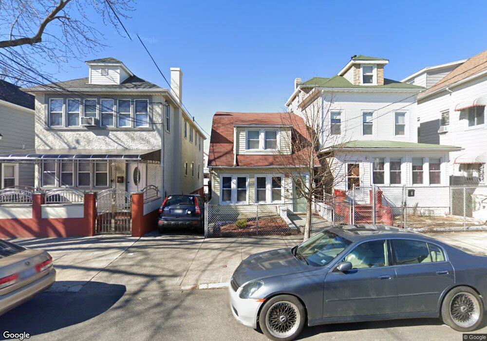 447 Thieriot Ave, Bronx, NY 10473 - photo 1