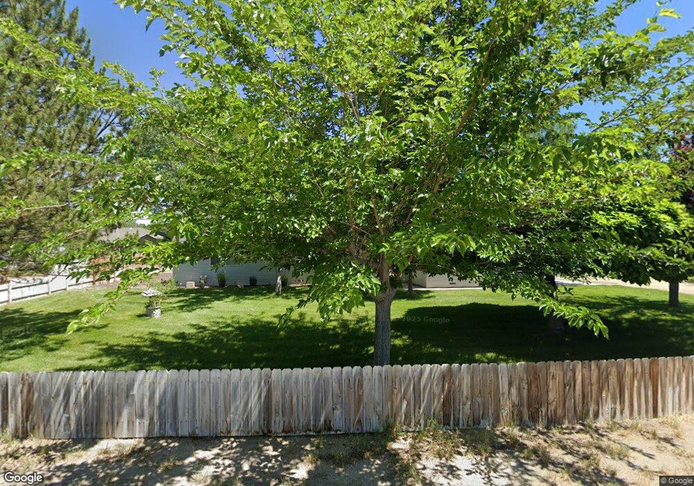 835 Samantha Cir, Fallon, NV 89406 - photo 1