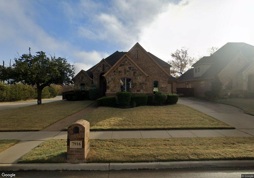 7916 Country Oak Dr, North Richland Hills, TX 76182 - photo 1
