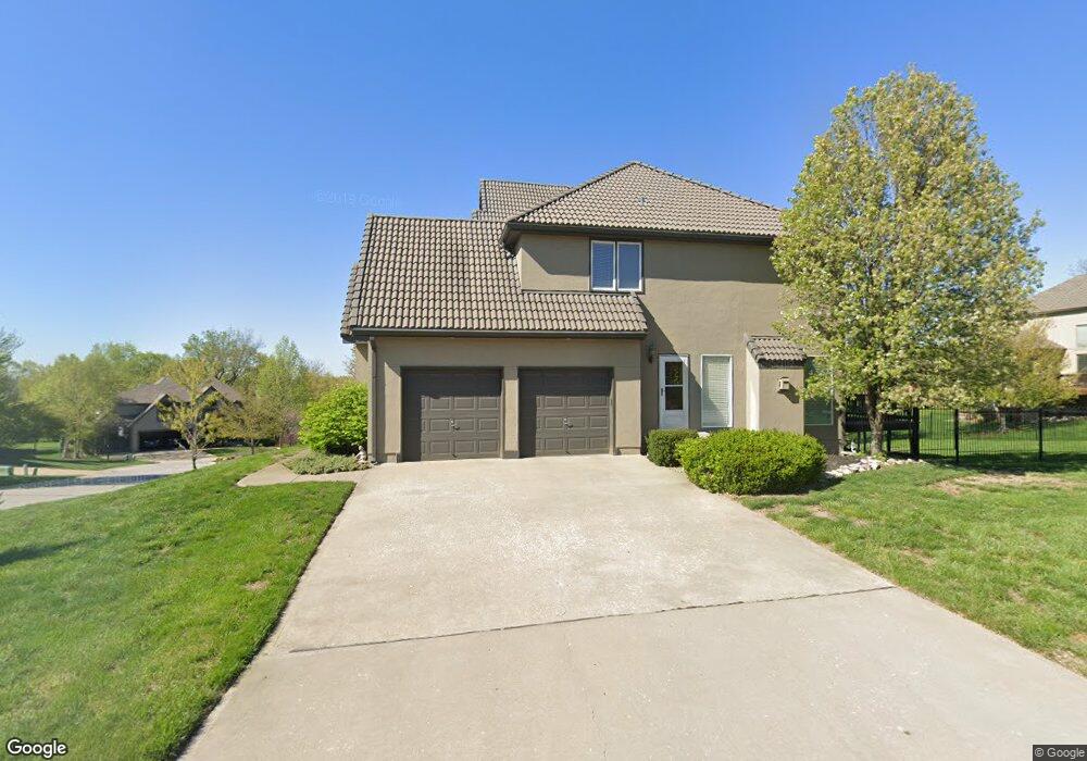 7669 Lichtenauer Ct, Shawnee, KS 66217 - photo 1