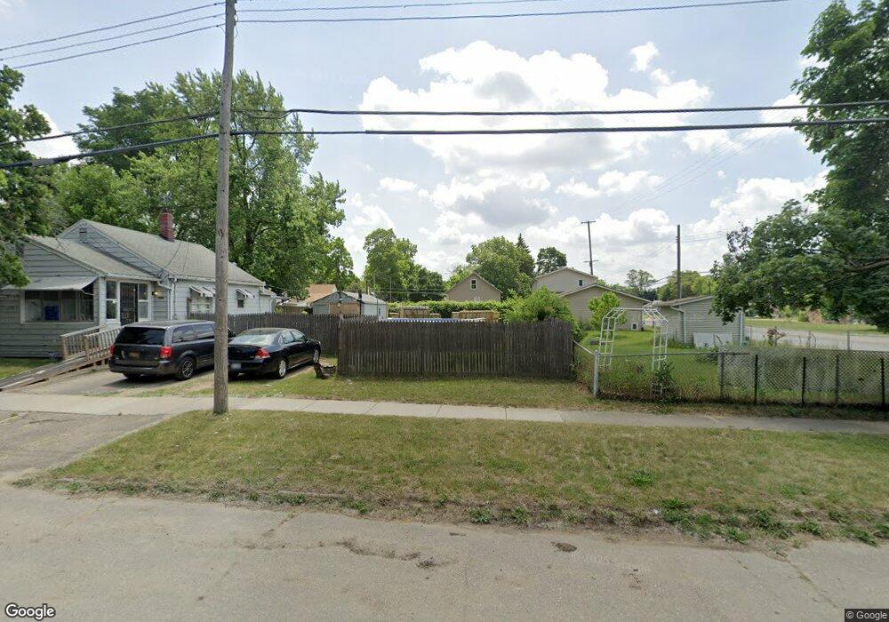 1706 Utah Ave, Flint, MI 48506 - photo 1