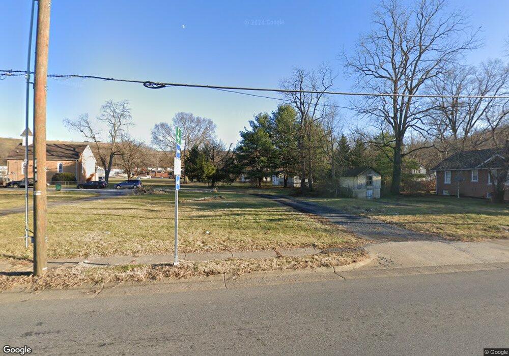 140 S Delphine Ave, Waynesboro, VA 22980 - photo 1