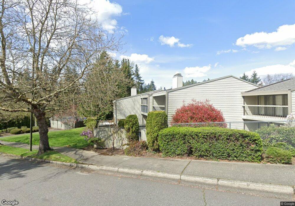22701 Lakeview Dr unit D3, Mountlake Terrace, WA 98043 - photo 1