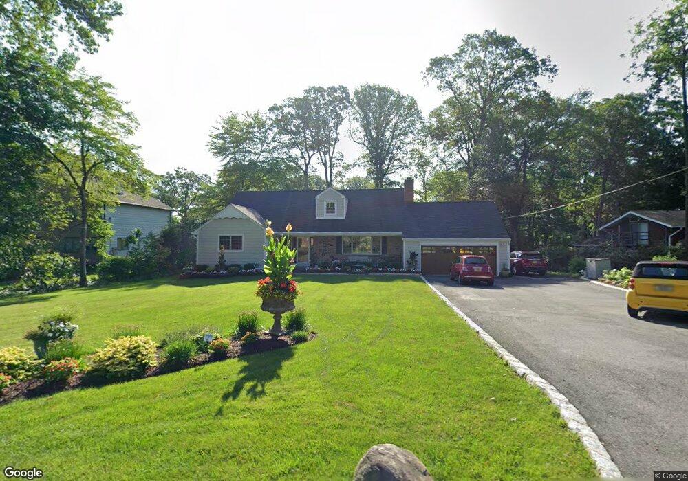 624 Lawlins Rd, Wyckoff, NJ 07481 - photo 1