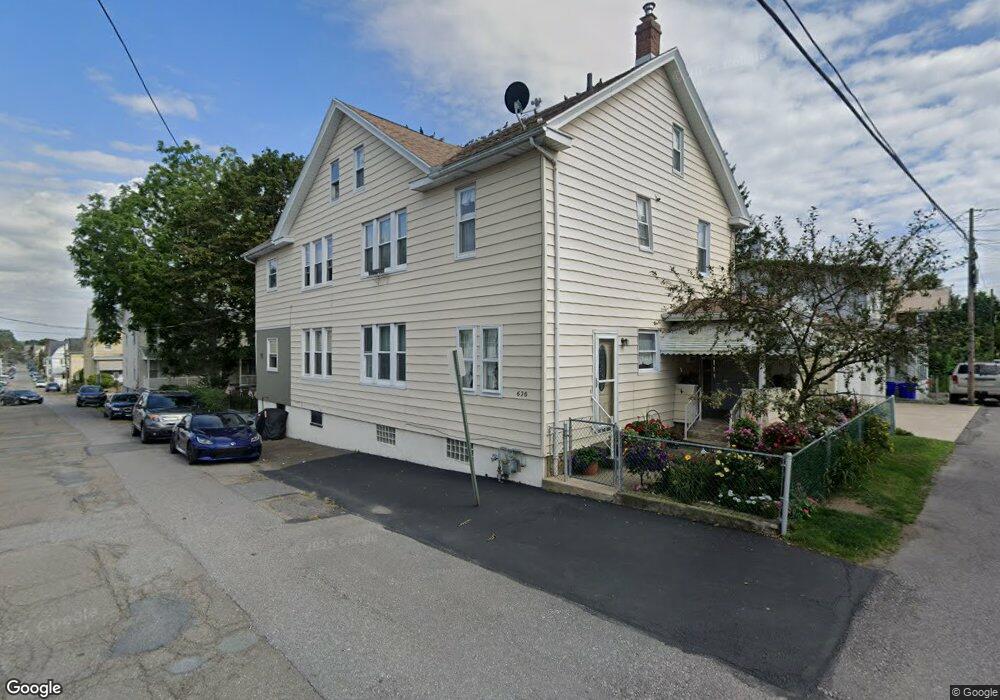 620 W 3rd St, Hazleton, PA 18201 - photo 1