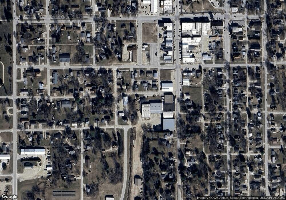 119 Linden St, West Union, IA 52175 - photo 1