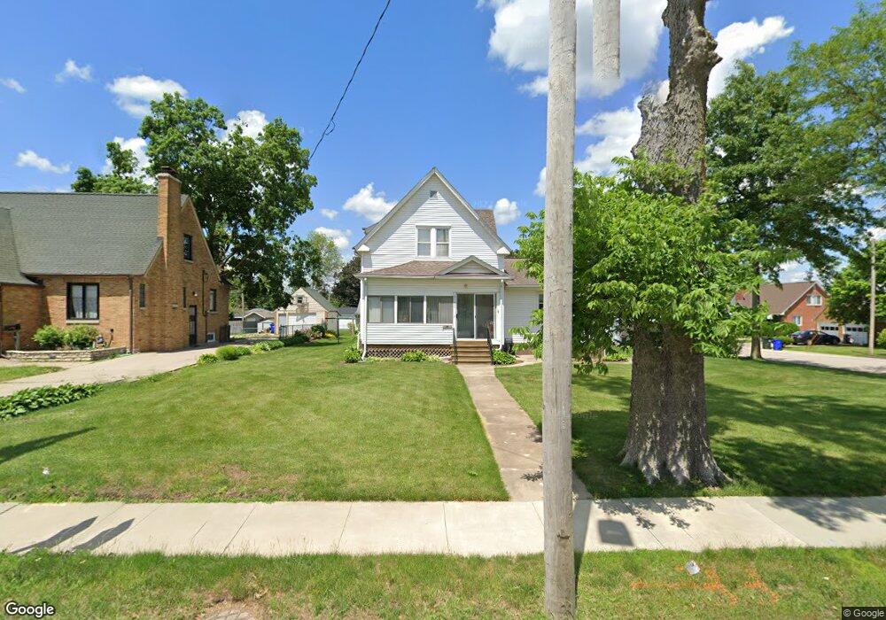 2100 Johnson Ave NW, Cedar Rapids, IA 52405 - photo 1