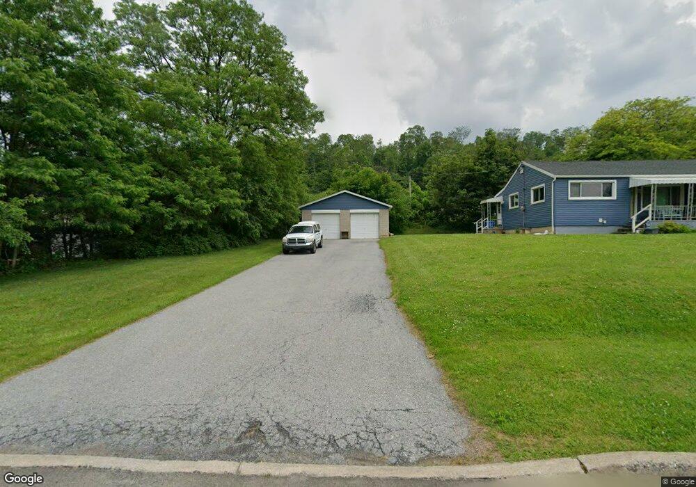 419 Lehigh Gap St, Walnutport, PA 18088 - photo 1