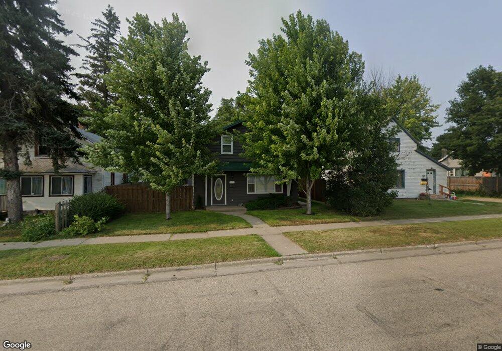 711 2nd St NE, Jamestown, ND 58401 - photo 1