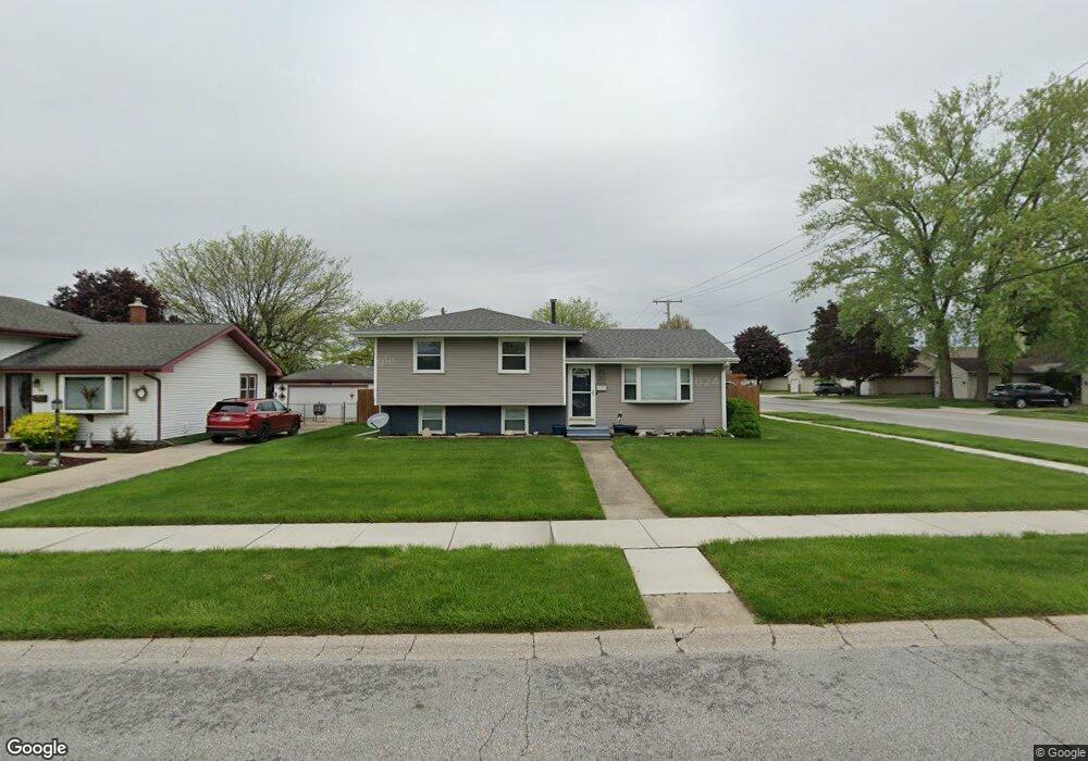 906 W Ash St, Griffith, IN 46319 - photo 1