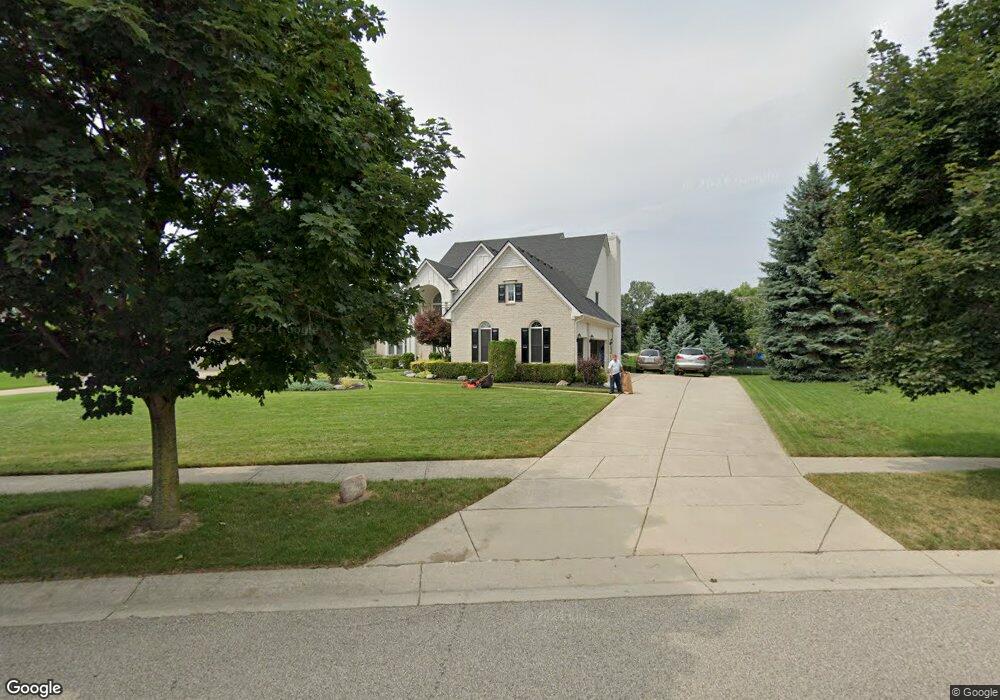 7651 Park Meadow Ln, West Bloomfield, MI 48324 - photo 1