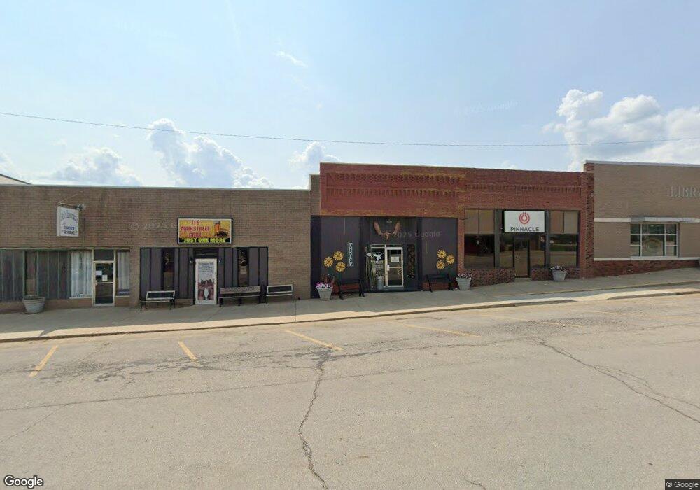 313 Maple St, Overbrook, KS 66524 - photo 1