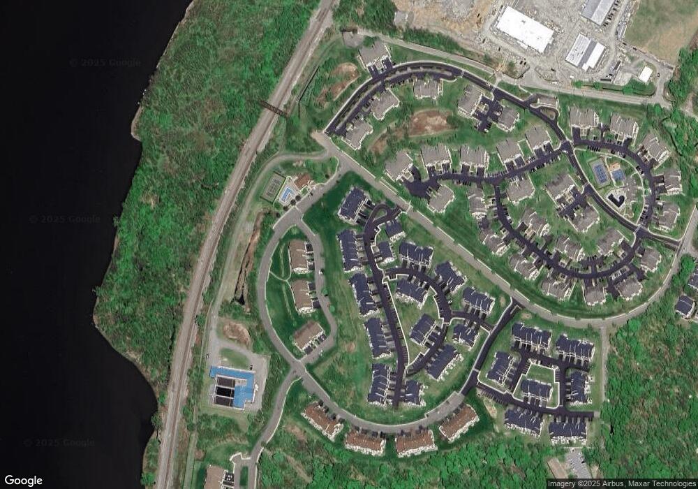 16 Champlain Way unit 84, Beacon, NY 12508 - photo 1