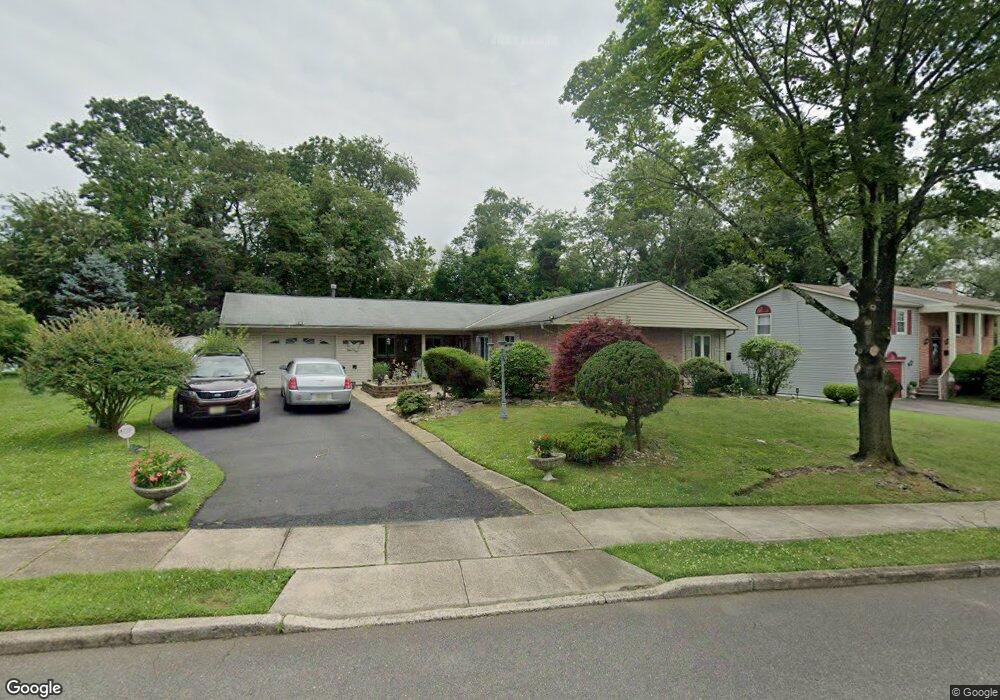 10 Fairmount Dr, Willingboro, NJ 08046 - photo 1