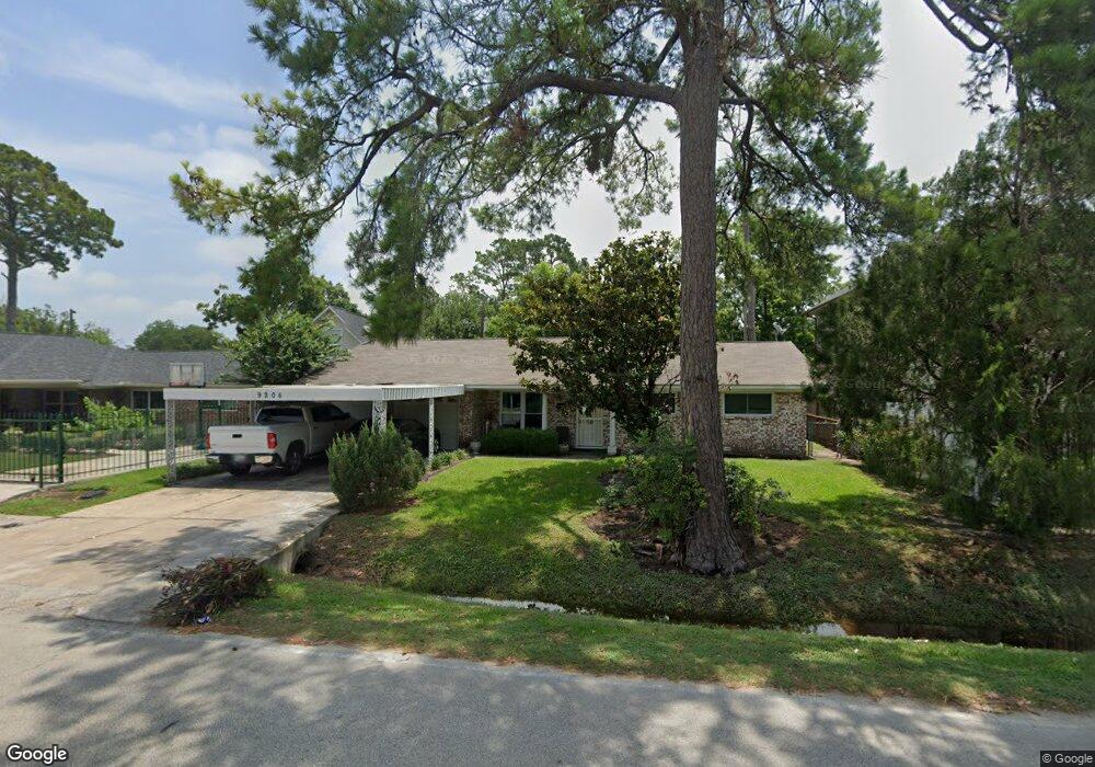 9206 Mcgallion Rd, Houston, TX 77022 - photo 1