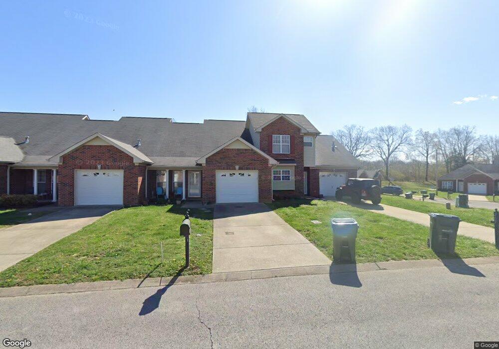 207 Johnstone Dr, Dickson, TN 37055 - photo 1