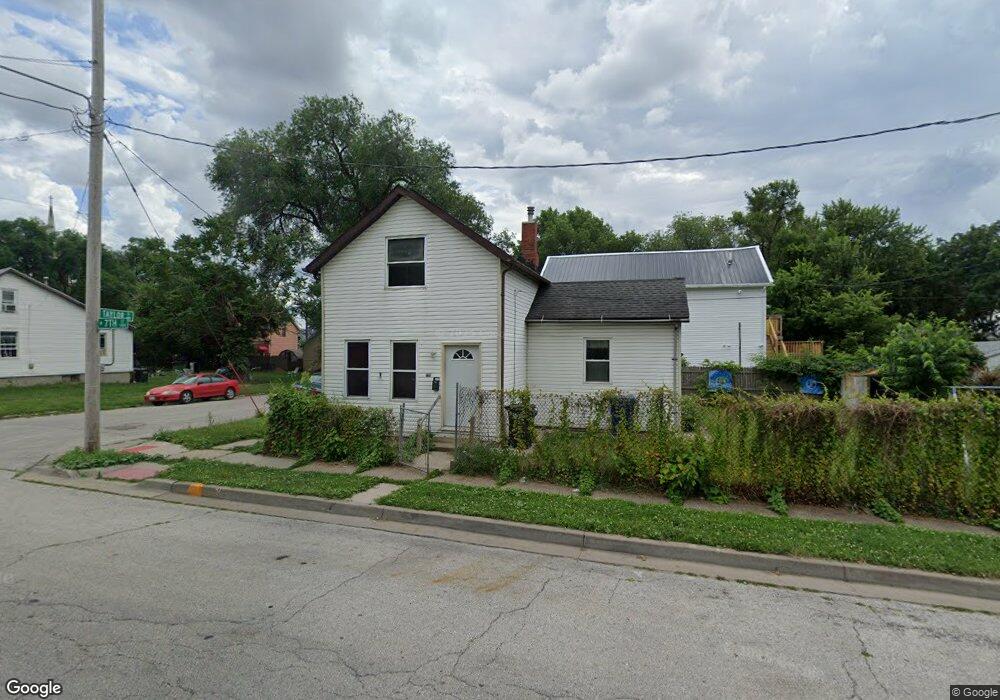 1301 W 7th St, Davenport, IA 52802 - photo 1