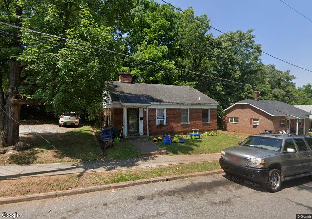 311 Brevard St, Statesville, NC 28677 - photo 1