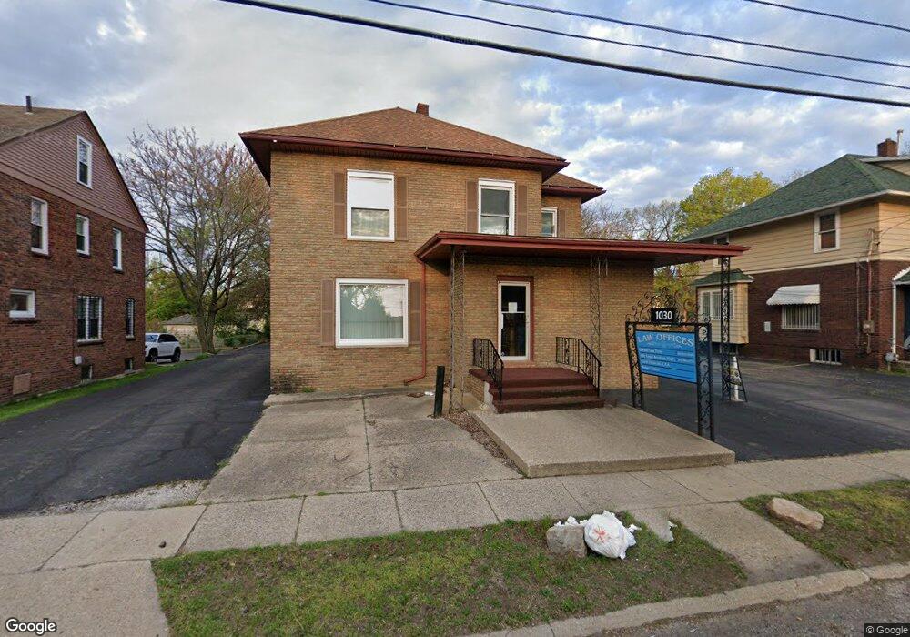 1030 S Grand Traverse St, Flint, MI 48502 - photo 1