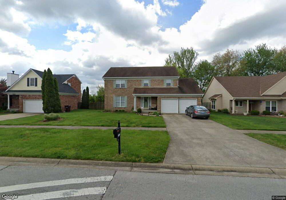 8008 Adams Run Rd, Louisville, KY 40228 - photo 1