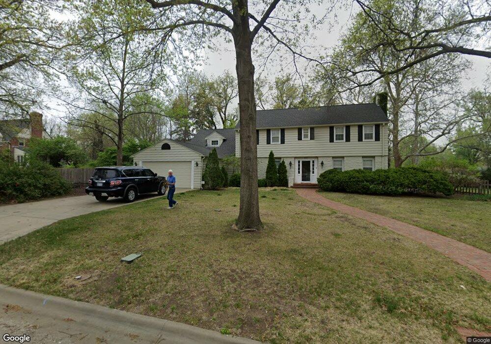 3620 SW 11th St, Topeka, KS 66604 - photo 1