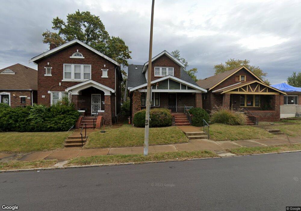 4615 Lee Ave, Saint Louis, MO 63115 - photo 1