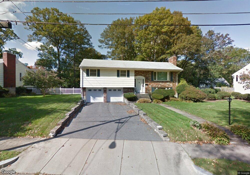 11 Sherrin Rd, Newton Lower Falls, MA 02462 - photo 1