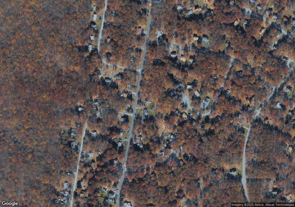 4825 Pine Ridge Dr W, Bushkill, PA 18324 - photo 1