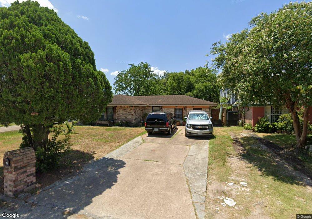 1511 Willow Rock Rd, Houston, TX 77088 - photo 1