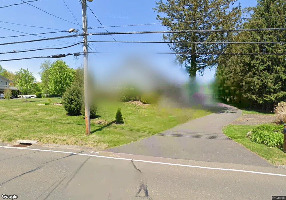 34 Lake Ave, Trumbull, CT 06611 - photo 1