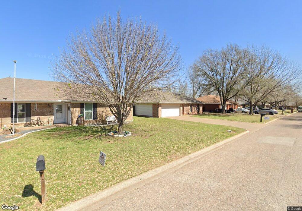 1110 Sandstone Dr, Cleburne, TX 76033 - photo 1