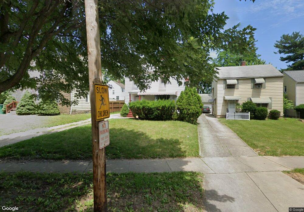 18609 Maple Heights Blvd, Maple Heights, OH 44137 - photo 1