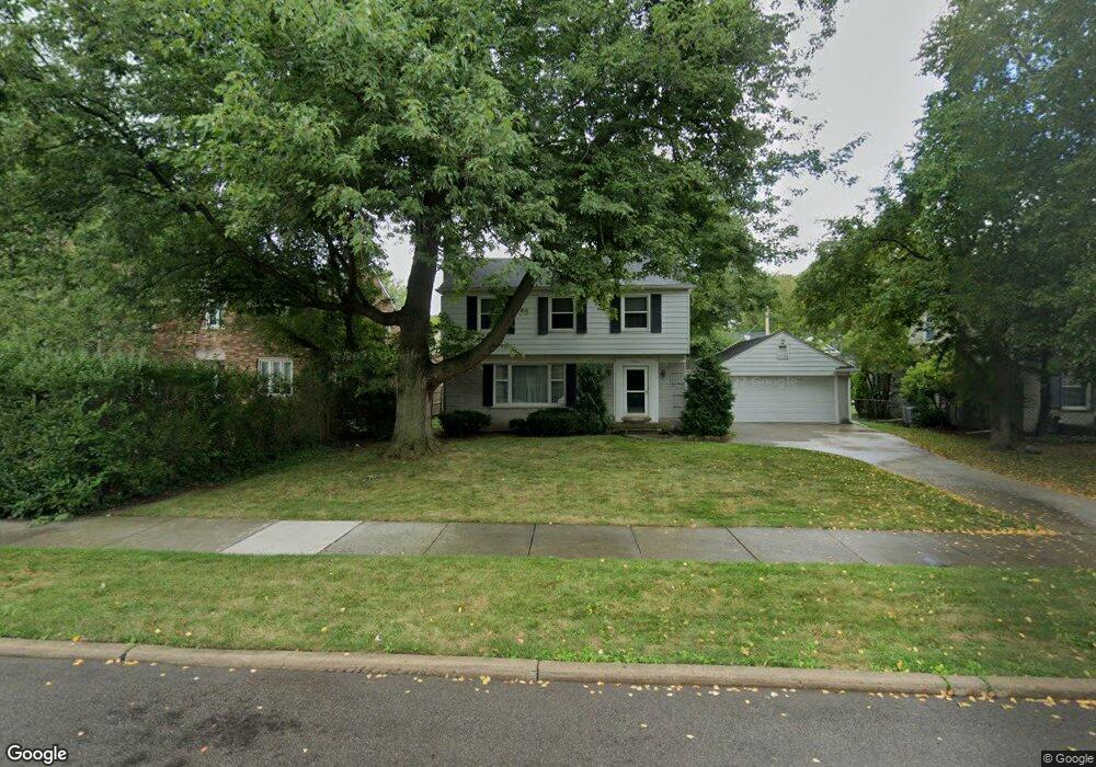 703 Lakepointe St, Grosse Pointe Park, MI 48230 - photo 1