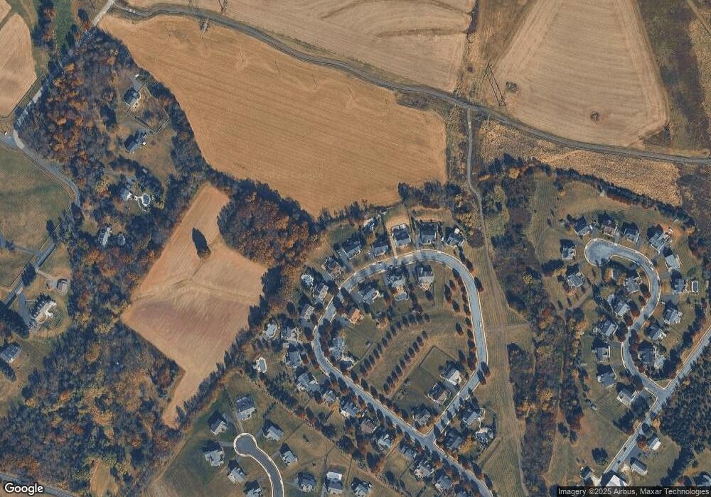 1031 Broadleaf Cir, Royersford, PA 19468 - photo 1