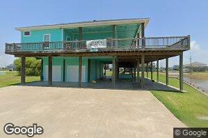 922 Palm Ridge Dr, Crystal Beach, TX 77650