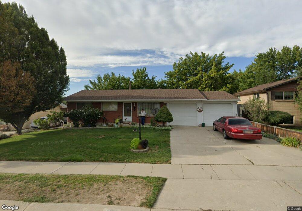 419 E 8260 S, Sandy, UT 84070 - photo 1