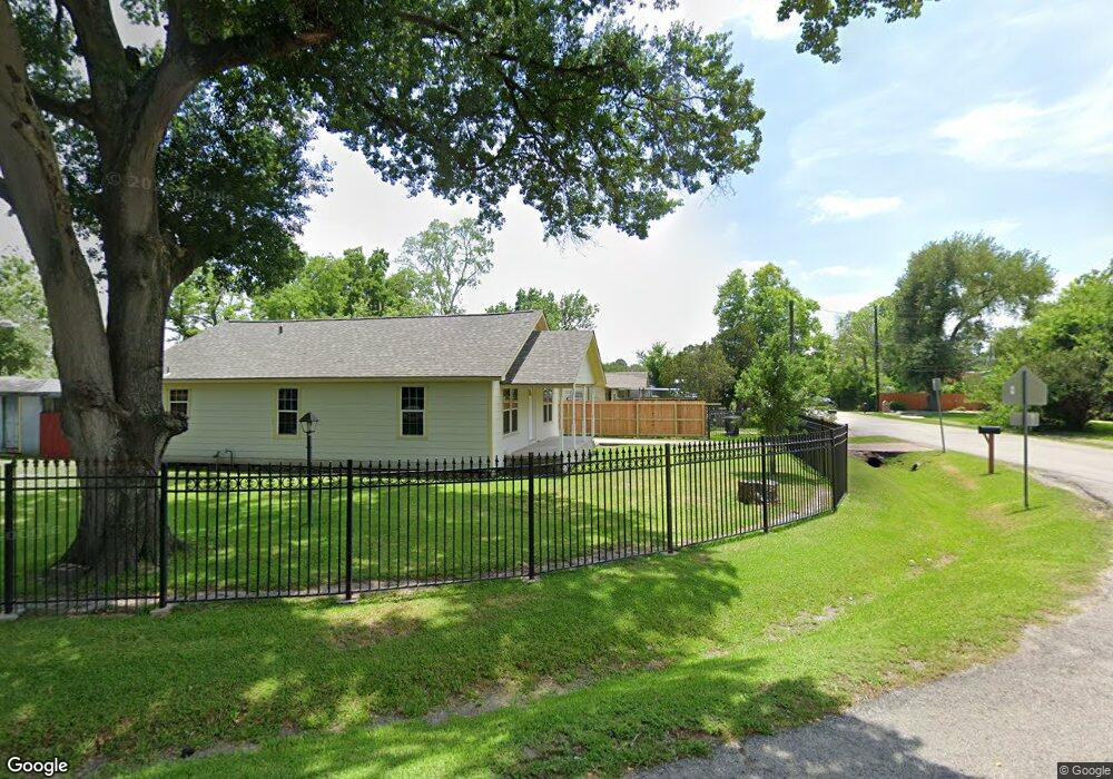 9522 Edgeworth St, Houston, TX 77093 - photo 1