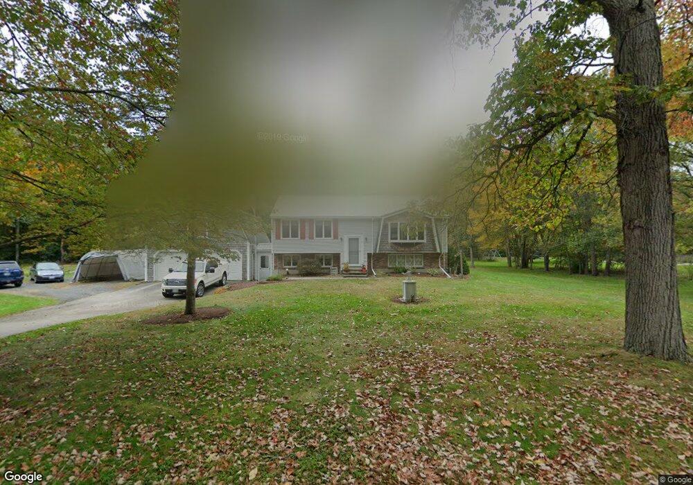 9 Hadley Rd, Newton, NH 03858 - photo 1