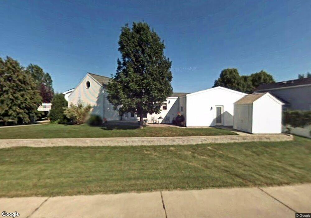 2582 Glen Cir, Grand Forks, ND 58201 - photo 1