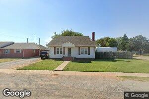 122 N 7th St, Sentinel, OK 73664