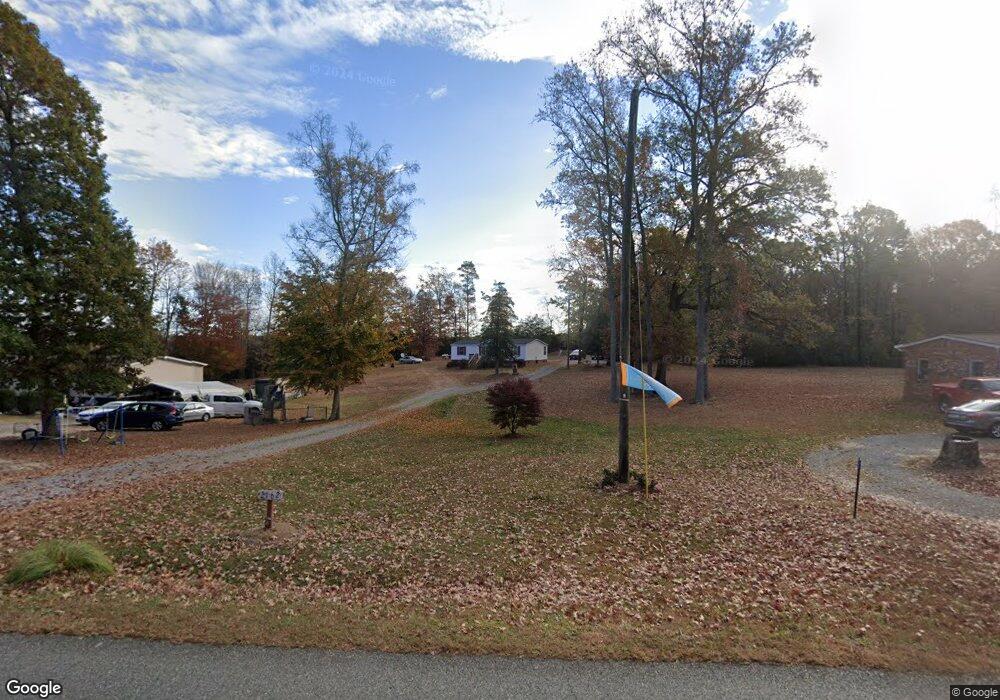 2162 Flat Iron Rd, Montross, VA 22520 - photo 1