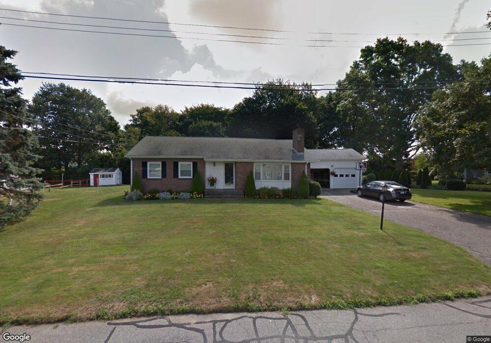 3 Columbia Rd, Middletown, RI 02842 - photo 1