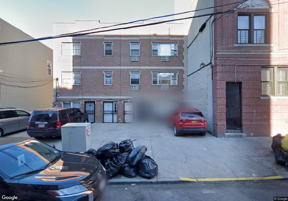 785 Garden St, Bronx, NY 10460 - photo 1