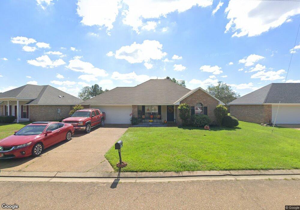 979 Bullrun Dr, Byram, MS 39272 - photo 1